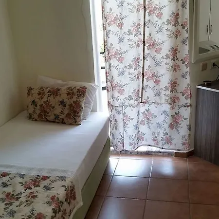 Hotell Spring 4*