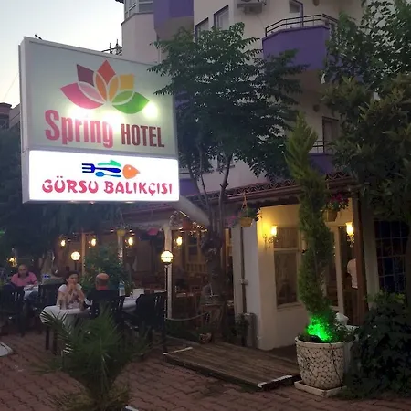 Hotell Spring 4*