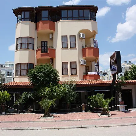 Hotell Spring 4*
